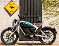 Самый старый в мире производитель мотоциклов показал дешевый электробайк за $2600