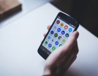 Cellcom компенсирует клиенту расходы на входящие звонки за границей