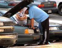 Бензин подешевеет на 7-9 агорот