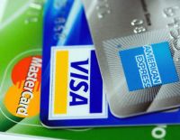 Спецкомиссия рекомендует запретить сделки наличными на сумму свыше 5 тысяч шекелей