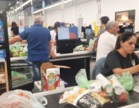 Торговые сети повсеместно отменяют скидки, цены на все растут