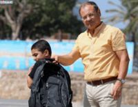 Защита за плечами