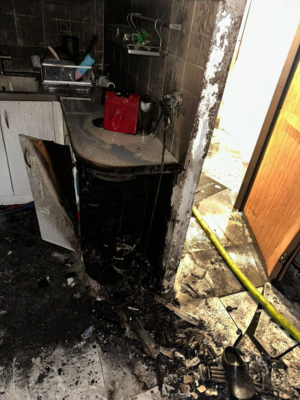 Пять человек пострадали при пожаре в Тель-Авиве