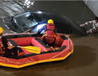 В Хайфе автомобиль затонул в подземном переходе