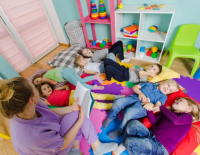 Возможно массовое закрытие яслей в Израиле из-за того, что воспитатели не прошли курсы переподготовки