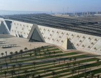 В Гизе после 20 лет строительства открывается Большой Египетский музей