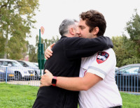 Трогательная встреча спасенного и спасателя в честь Национального дня дефибриллятора