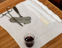 В Бней-Браке после обрезания умер младенец, известный моэль арестован