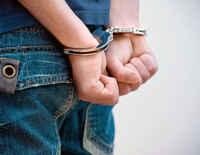 Задержан 17-летний подозреваемый в сексуальном насилии в отношении несовершеннолетних девочек в туалете синагоги