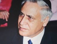 Моше Кацав досрочно освобожден из тюрьмы