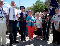 В Израиле празднуют Победу, несмотря на непогоду