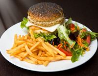 В Израиле создается сеть ресторанов, где все блюда будут по восемь шекелей