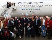 Более 200 новых репатриантов прибыли в Израиль в седьмой день Хануки