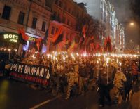 Факельное шествие в Киеве (видео)