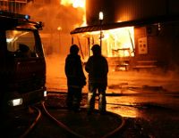 К пожару в 13-этажном здании в Рамат-Гане привело короткое замыкание