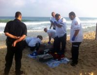 Продолжаются поиски юноши, пропавшего в море