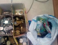 Украл пожертвования