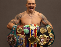 Бокс. Абсолютный чемпион мира Александр Усик отказался от всех чемпионских поясов