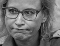 В дом экс-военного прокурора Ифат Томер-Йерушалми вызвана скорая помощь - подозрение на попытку самоубийства