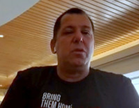 Чудом выживший житель Беэри рассказал об ужасах 7 октября, когда он потерял половину семьи