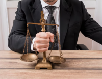 Самые частые нарушения трудового законодательства в Израиле, которыми занимаются суды