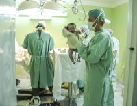 Фактически умершая женщина родила здорового ребенка